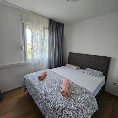 Apartman Sunny *
